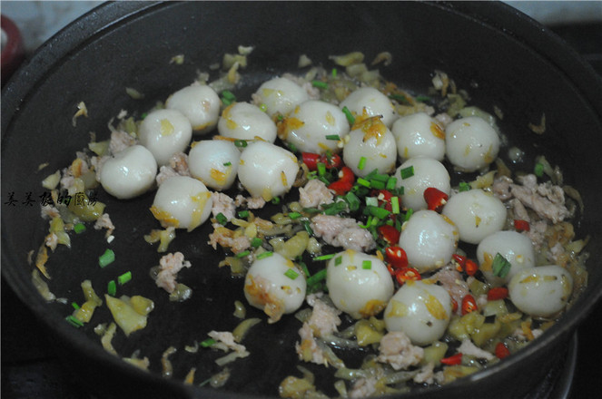 炒糯米糍的做法-家常味炒菜譜-易網(wǎng)健康養(yǎng)生網(wǎng) 炒糯米糍的做法-家常味炒菜譜