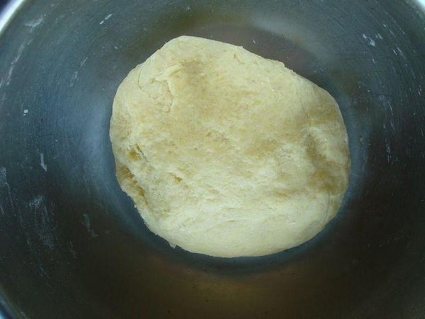 炸油角的做法-甜味炸菜譜-易網健康養生網 炸油角的做法-甜味炸菜譜