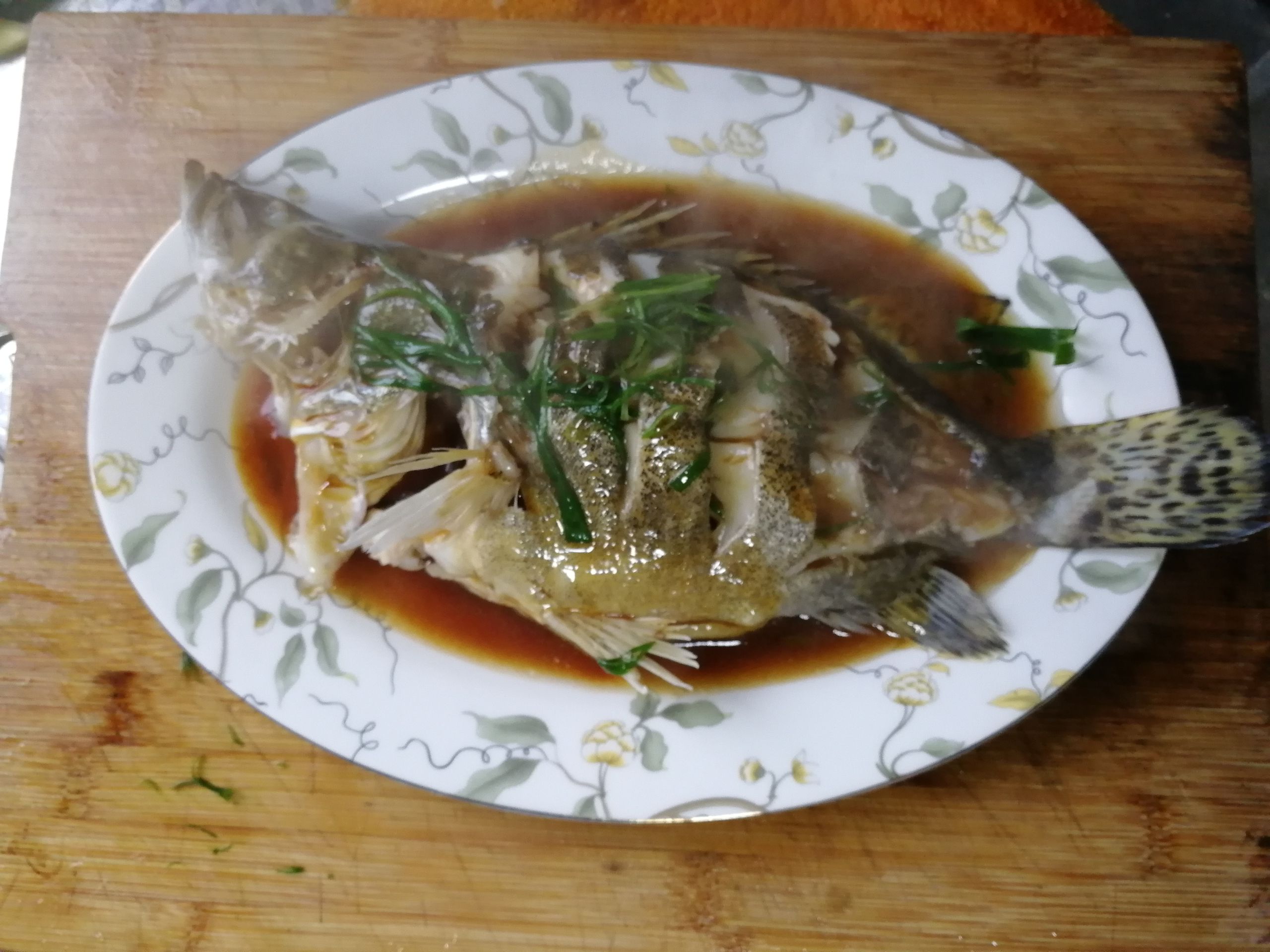 清蒸鱖魚的做法-咸鮮味蒸菜譜-易網(wǎng)健康養(yǎng)生網(wǎng) 清蒸鱖魚的做法-咸鮮味蒸菜譜