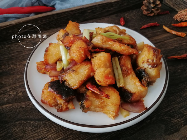 麻辣魚塊的做法-麻辣味炸菜譜-易網(wǎng)健康養(yǎng)生網(wǎng) 麻辣魚塊的做法-麻辣味炸菜譜