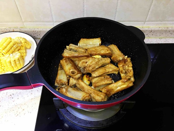 排骨燉玉米的做法-咸鮮味燉菜譜-易網(wǎng)健康養(yǎng)生網(wǎng) 排骨燉玉米的做法-咸鮮味燉菜譜