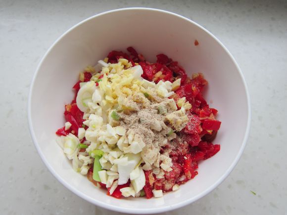 剁椒雞塊的做法-香辣味蒸菜譜-易網(wǎng)健康養(yǎng)生網(wǎng) 剁椒雞塊的做法-香辣味蒸菜譜