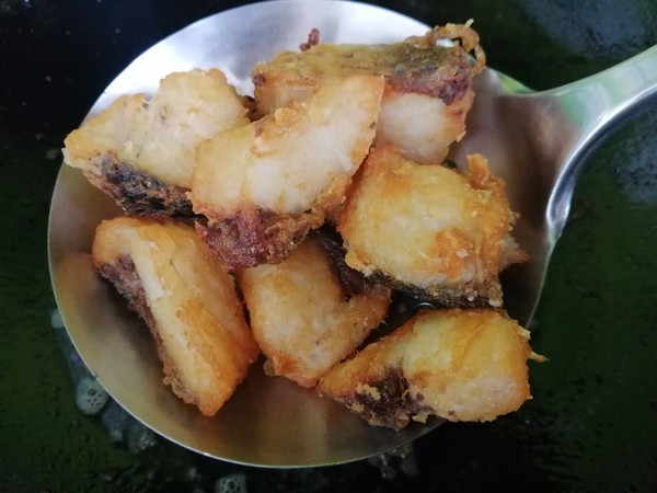 麻辣魚塊的做法-麻辣味炸菜譜-易網(wǎng)健康養(yǎng)生網(wǎng) 麻辣魚塊的做法-麻辣味炸菜譜