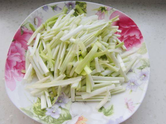 蠔油韭黃炒香干的做法-家常味炒菜譜-易網健康養生網 蠔油韭黃炒香干的做法-家常味炒菜譜