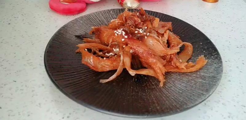 紅紅火火辣拌明太魚的做法-家常味拌菜譜-易網健康養生網 紅紅火火辣拌明太魚的做法-家常味拌菜譜
