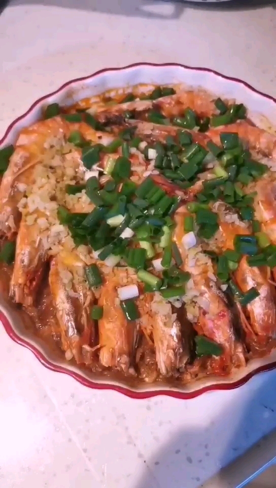 蒜蓉蒸大蝦的做法-家常味蒸菜譜-易網健康養生網 蒜蓉蒸大蝦的做法-家常味蒸菜譜