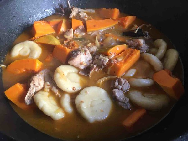 土豆仿蘑菇南瓜燜雞塊的做法-家常味煮菜譜-易網健康養生網 土豆仿蘑菇南瓜燜雞塊的做法-家常味煮菜譜