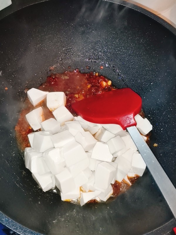 蝦仁豆腐的做法-香辣味燒菜譜-易網健康養生網 蝦仁豆腐的做法-香辣味燒菜譜