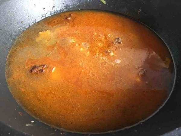 土豆仿蘑菇南瓜燜雞塊的做法-家常味煮菜譜-易網健康養生網 土豆仿蘑菇南瓜燜雞塊的做法-家常味煮菜譜