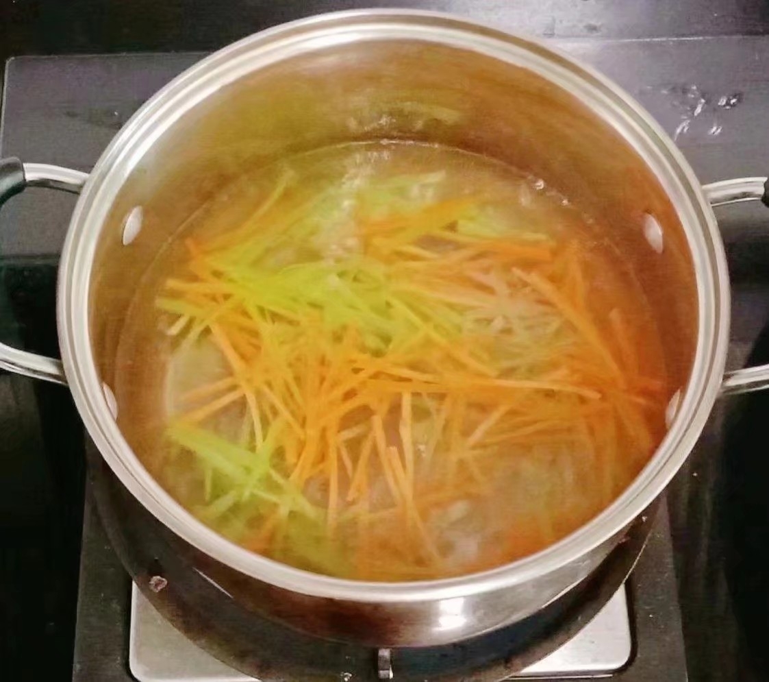 蝦仁時蔬雞蛋餅 (寶寶輔食)的做法-家常味煎菜譜-易網(wǎng)健康養(yǎng)生網(wǎng) 蝦仁時蔬雞蛋餅 (寶寶輔食)的做法-家常味煎菜譜