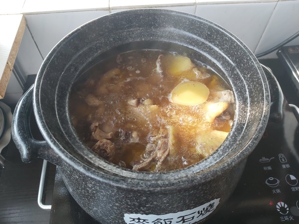 奧爾良砂鍋雞煲的做法-家常味砂鍋菜譜-易網健康養生網 奧爾良砂鍋雞煲的做法-家常味砂鍋菜譜