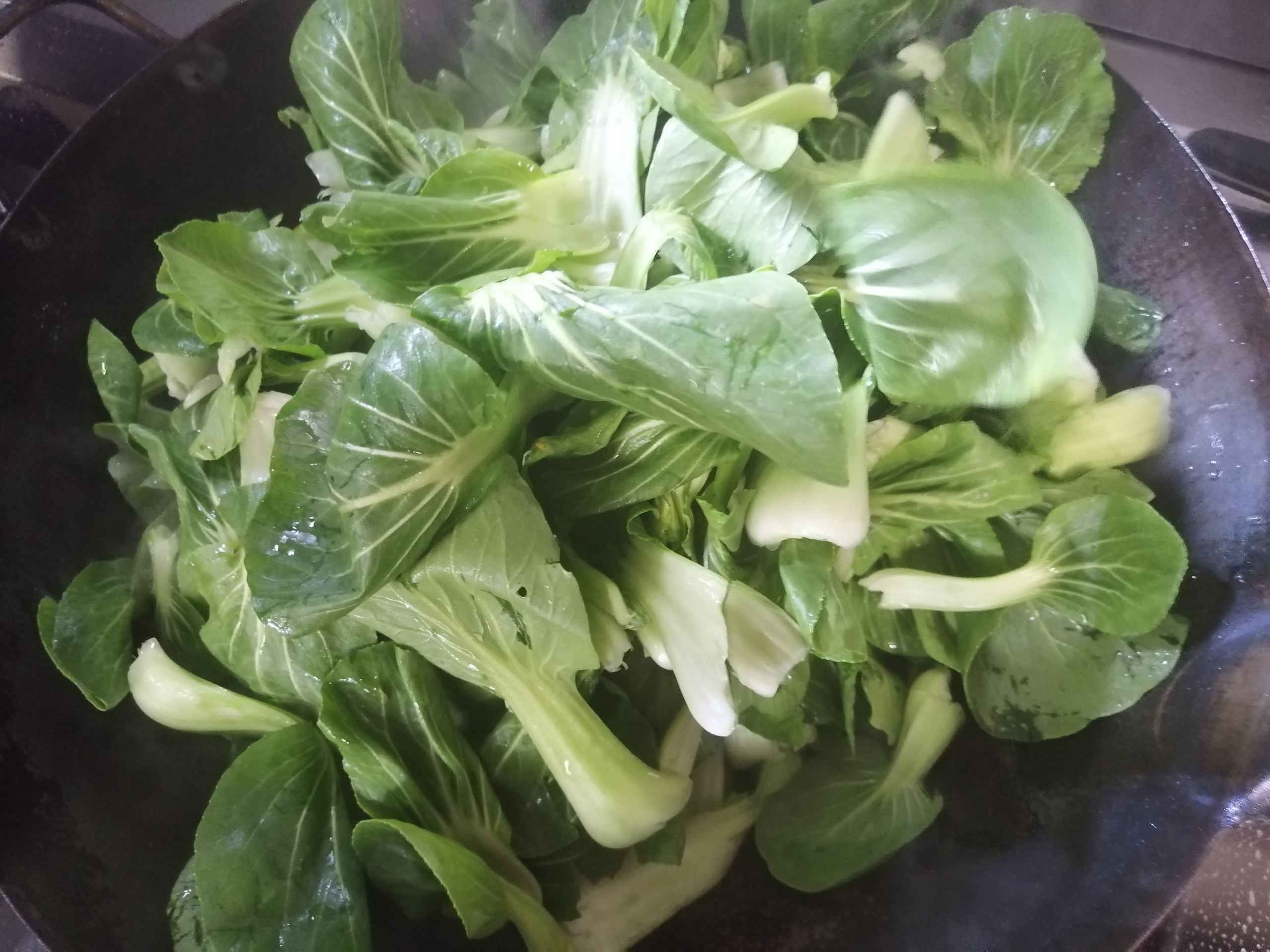 臘肉香菇青菜的做法-家常味炒菜譜-易網健康養生網 臘肉香菇青菜的做法-家常味炒菜譜