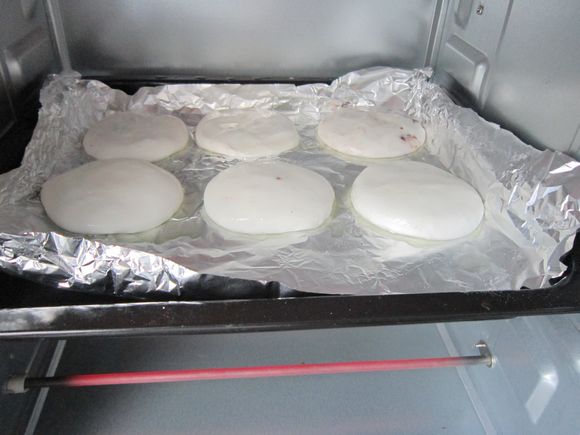 烤牛奶豆沙糯米餅的做法-甜味烤菜譜-易網健康養生網 烤牛奶豆沙糯米餅的做法-甜味烤菜譜