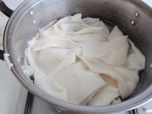 大盤雞火鍋的做法-家常味燉菜譜