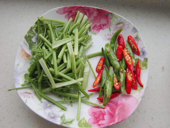 雙椒炒面筋的做法-家常味炒菜譜