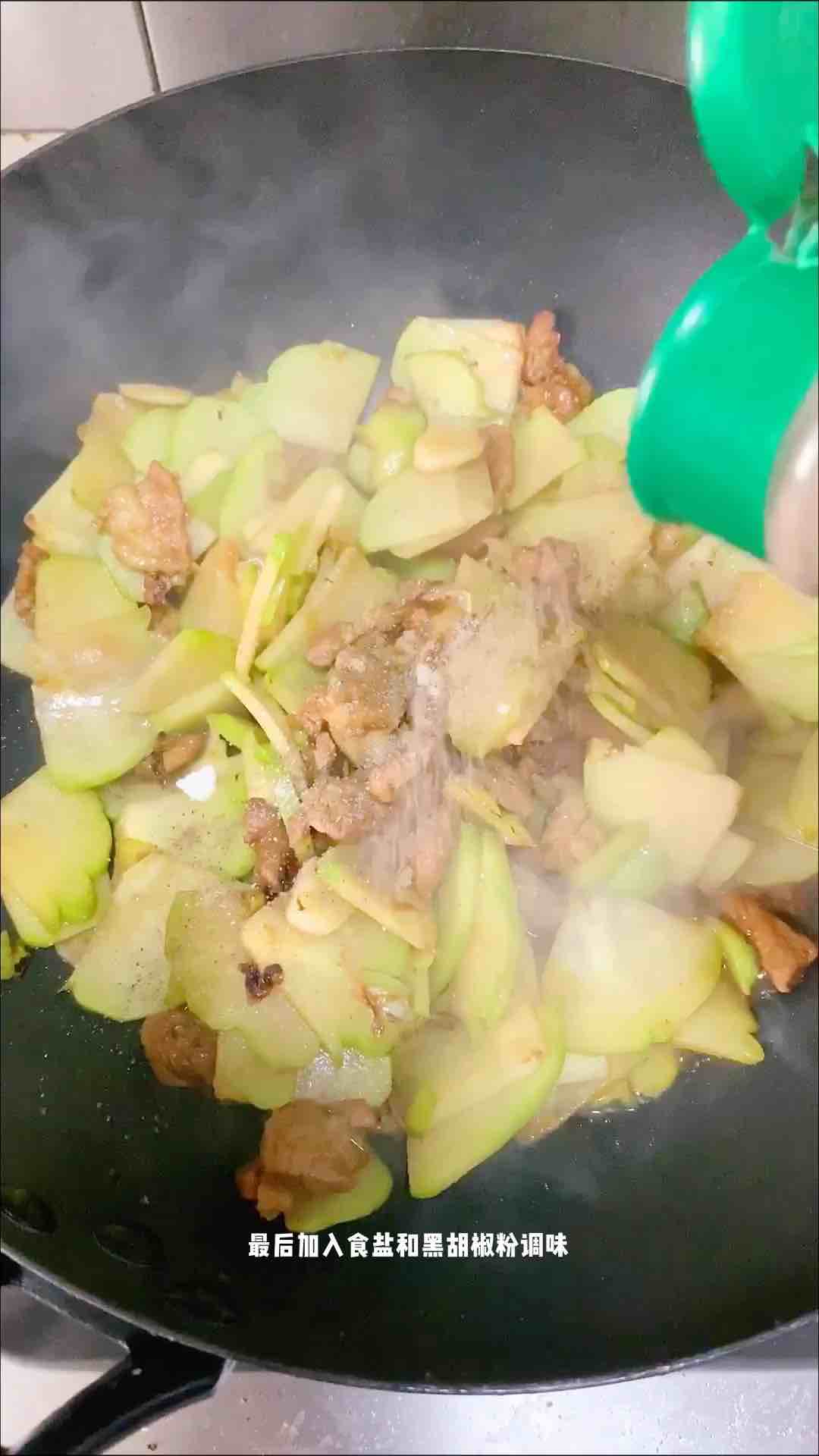 佛手瓜炒肉的做法-家常味炒菜譜