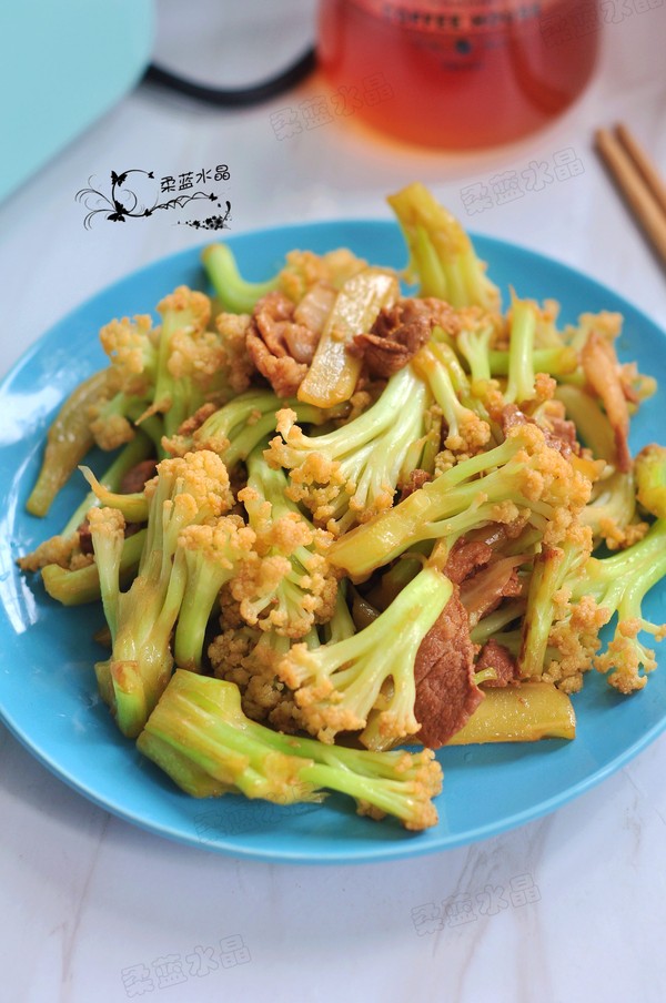 有機菜花炒肉的做法-家常味炒菜譜-易網健康養生網 有機菜花炒肉的做法-家常味炒菜譜