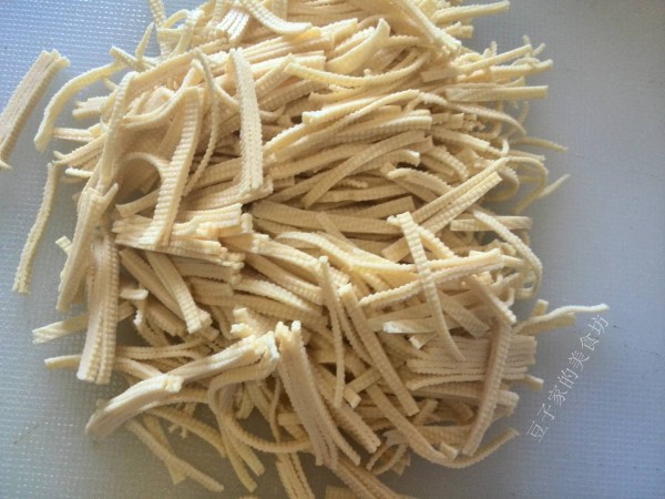 炒肉絲韭菜的做法-咸鮮味炒菜譜