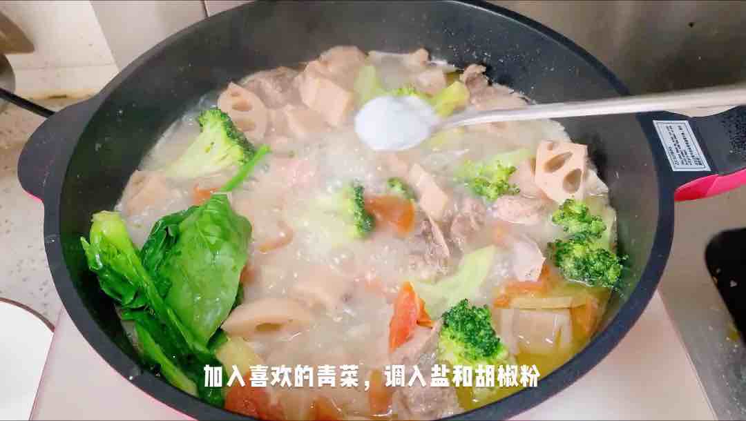蓮藕燉排骨的做法-家常味燉菜譜