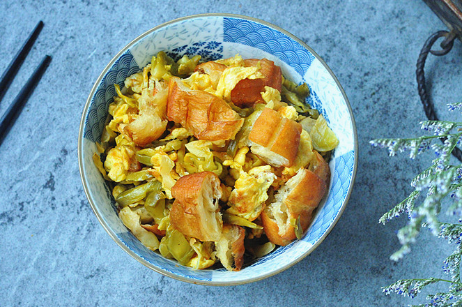 入味炒油條的做法-家常味炒菜譜-易網(wǎng)健康養(yǎng)生網(wǎng) 入味炒油條的做法-家常味炒菜譜