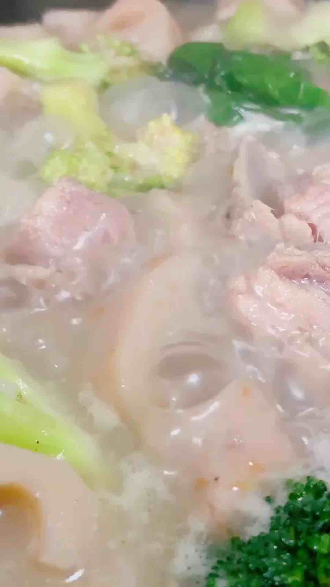 蓮藕燉排骨的做法-家常味燉菜譜