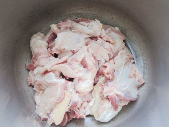 沙吾爾燜肉的做法-家常味燉菜譜-易網健康養生網 沙吾爾燜肉的做法-家常味燉菜譜