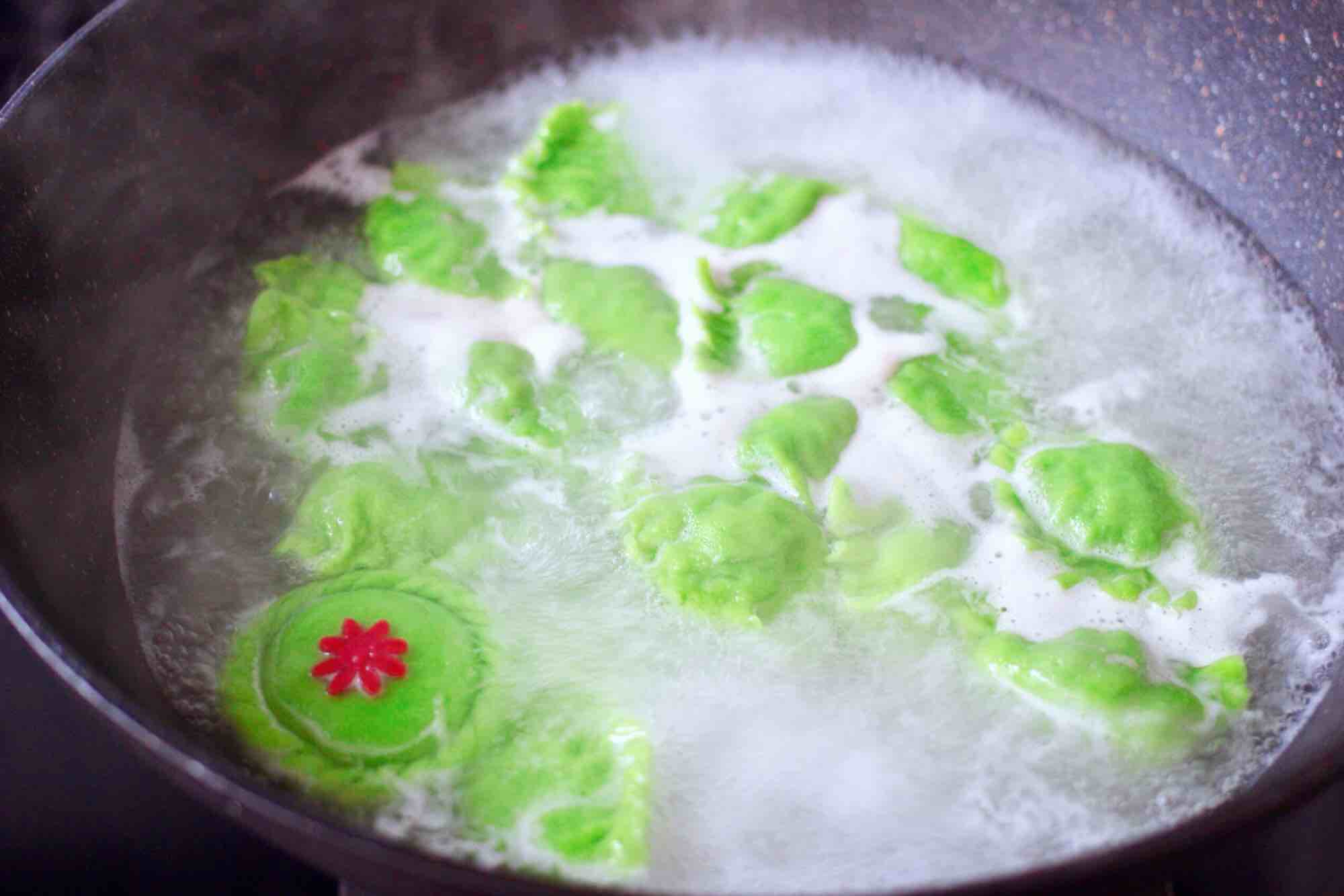 扇貝香干翠玉餃子的做法-咸鮮味煮菜譜