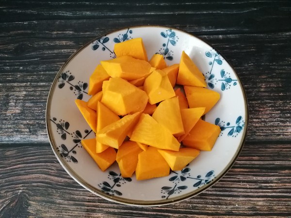 南瓜粉蒸肉的做法-家常味蒸菜譜