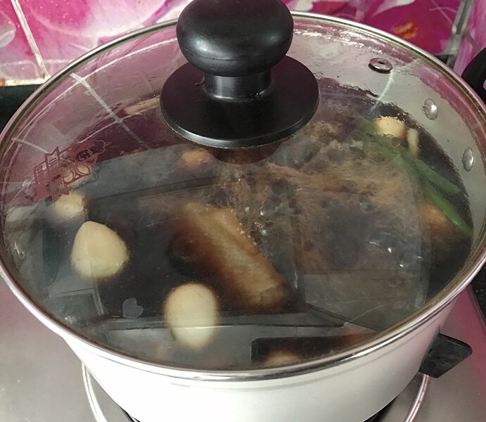 鵪鶉蛋鹵鴨四件的做法-咸鮮味鹵菜譜