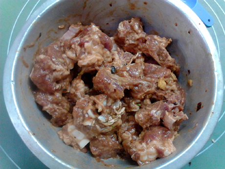 香芋蒸排骨的做法-家常味蒸菜譜-易網(wǎng)健康養(yǎng)生網(wǎng) 香芋蒸排骨的做法-家常味蒸菜譜