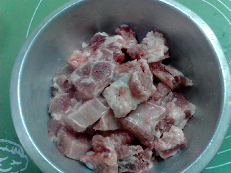 香芋蒸排骨的做法-家常味蒸菜譜-易網(wǎng)健康養(yǎng)生網(wǎng) 香芋蒸排骨的做法-家常味蒸菜譜