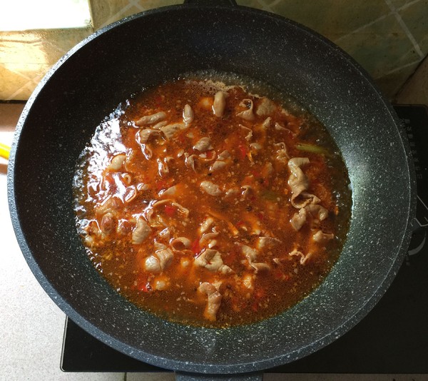 肥腸煮黑魚的做法-香辣味煮菜譜-易網健康養生網 肥腸煮黑魚的做法-香辣味煮菜譜