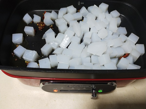 麻辣炒涼粉的做法-麻辣味炒菜譜-易網健康養生網 麻辣炒涼粉的做法-麻辣味炒菜譜