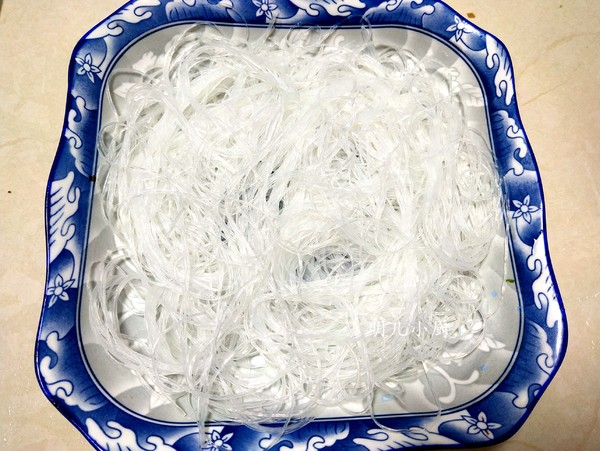 蒜蓉蒸扇貝的做法-家常味蒸菜譜-易網健康養生網 蒜蓉蒸扇貝的做法-家常味蒸菜譜