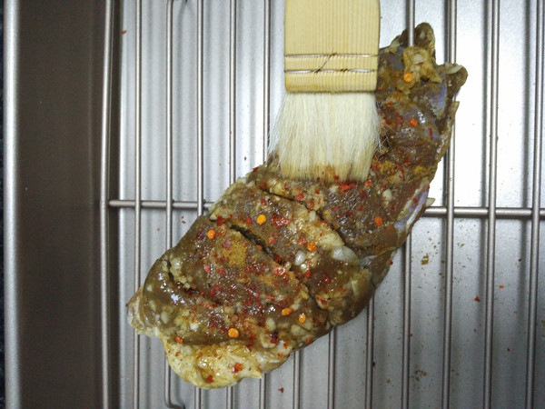 孜然烤羊肉的做法-家常味烤菜譜-易網(wǎng)健康養(yǎng)生網(wǎng) 孜然烤羊肉的做法-家常味烤菜譜