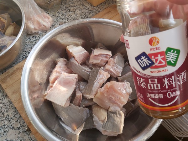 香酥老板魚的做法-家常味炸菜譜-易網(wǎng)健康養(yǎng)生網(wǎng) 香酥老板魚的做法-家常味炸菜譜