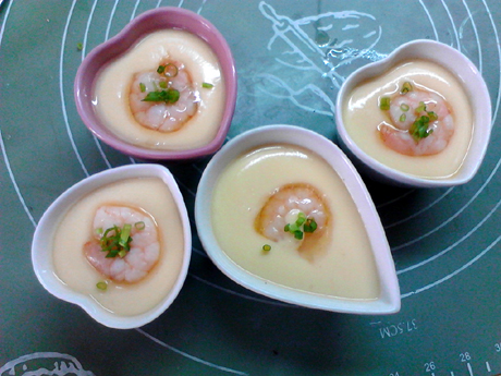 蝦仁蒸蛋羹的做法-咸鮮味蒸菜譜