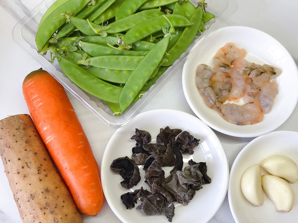 蝦仁炒三色的做法-咸鮮味炒菜譜-易網(wǎng)<a href=http://www.jsjjzhkt.cn/ target=_blank class=infotextkey>健康養(yǎng)生</a>網(wǎng) 蝦仁炒三色的做法-咸鮮味炒菜譜