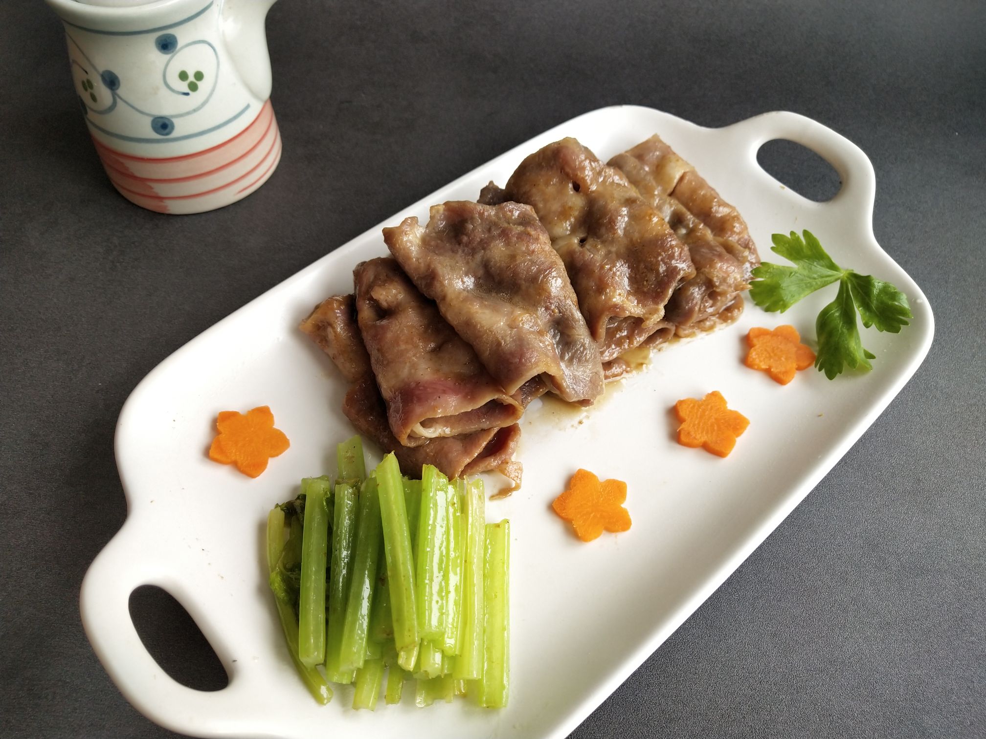 炙烤肥牛片的做法-咸鮮味煎菜譜-易網(wǎng)健康養(yǎng)生網(wǎng) 炙烤肥牛片的做法-咸鮮味煎菜譜