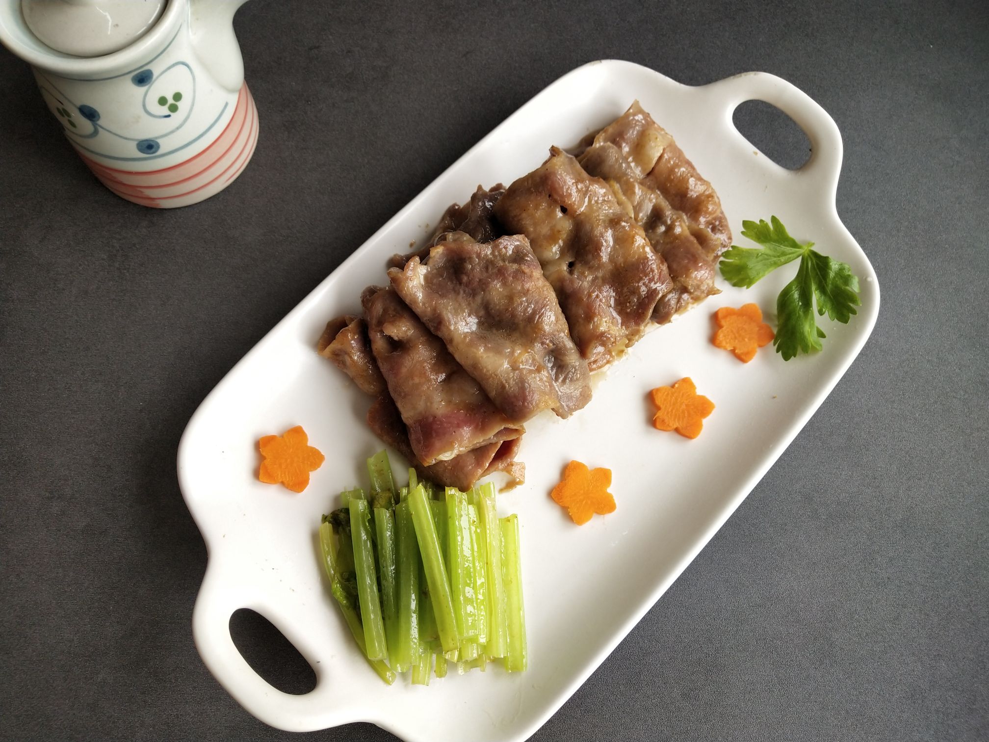 炙烤肥牛片的做法-咸鮮味煎菜譜-易網(wǎng)健康養(yǎng)生網(wǎng) 炙烤肥牛片的做法-咸鮮味煎菜譜