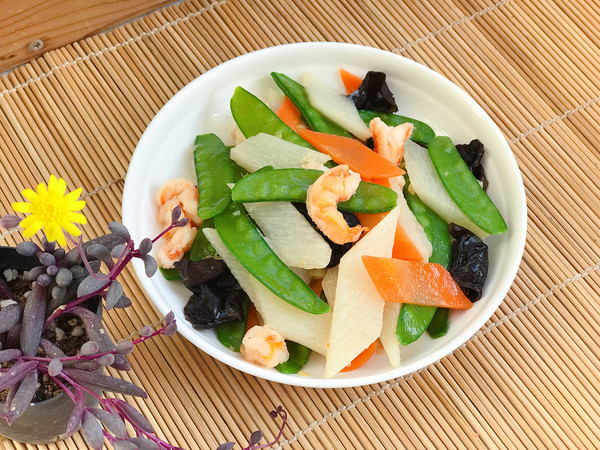 蝦仁炒三色的做法-咸鮮味炒菜譜-易網(wǎng)健康養(yǎng)生網(wǎng) 蝦仁炒三色的做法-咸鮮味炒菜譜