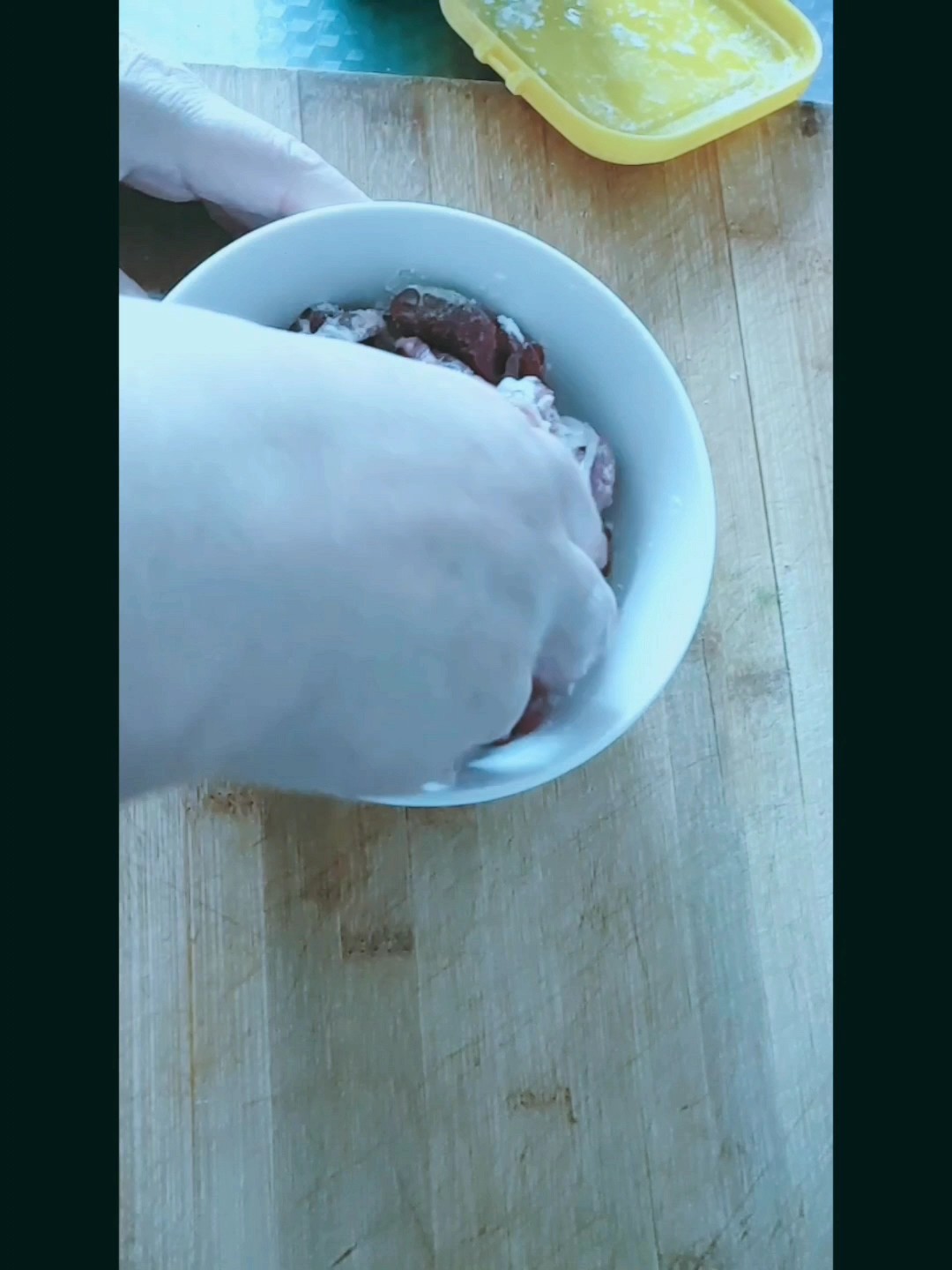 蒜爆羊肉的做法-咸鮮味炒菜譜-易網(wǎng)健康養(yǎng)生網(wǎng) 蒜爆羊肉的做法-咸鮮味炒菜譜