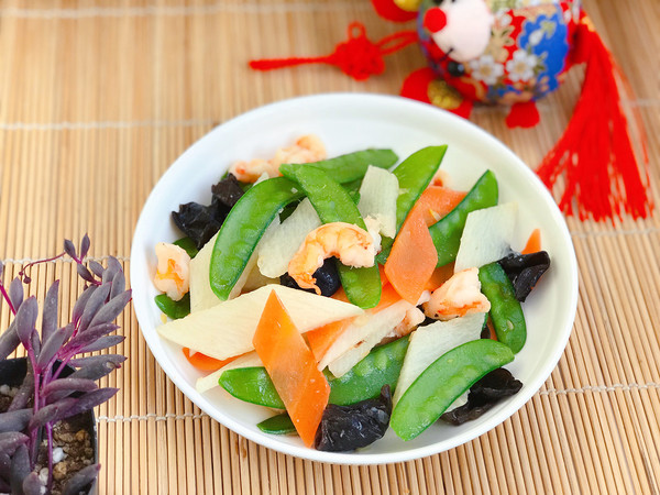 蝦仁炒三色的做法-咸鮮味炒菜譜-易網(wǎng)健康養(yǎng)生網(wǎng) 蝦仁炒三色的做法-咸鮮味炒菜譜