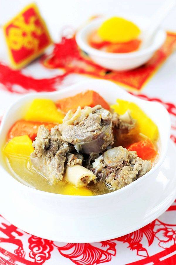 胡蘿卜燉羊腿的做法-家常味燉菜譜