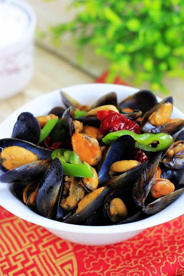 辣炒海虹的做法-香辣味炒菜譜-易網(wǎng)健康養(yǎng)生網(wǎng) 辣炒海虹的做法-香辣味炒菜譜