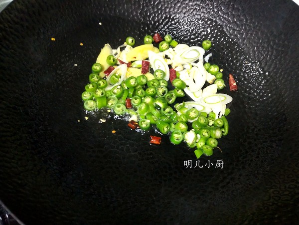 爆炒綠豆芽的做法-家常味炒菜譜-易網健康養(yǎng)生網 爆炒綠豆芽的做法-家常味炒菜譜