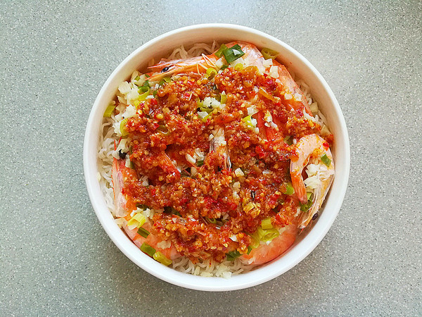 蒜蓉米粉蒸蝦的做法-家常味蒸菜譜-易網健康養生網 蒜蓉米粉蒸蝦的做法-家常味蒸菜譜