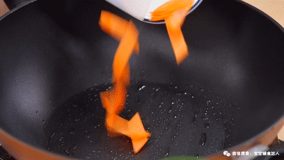 木耳腐竹小炒  寶寶輔食食譜的做法-家常味炒菜譜