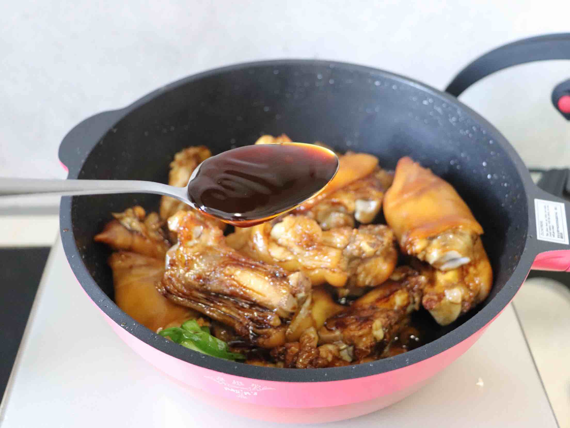 簡單易學的美味紅燒豬蹄的做法-家常味燒菜譜-易網健康養生網 簡單易學的美味紅燒豬蹄的做法-家常味燒菜譜