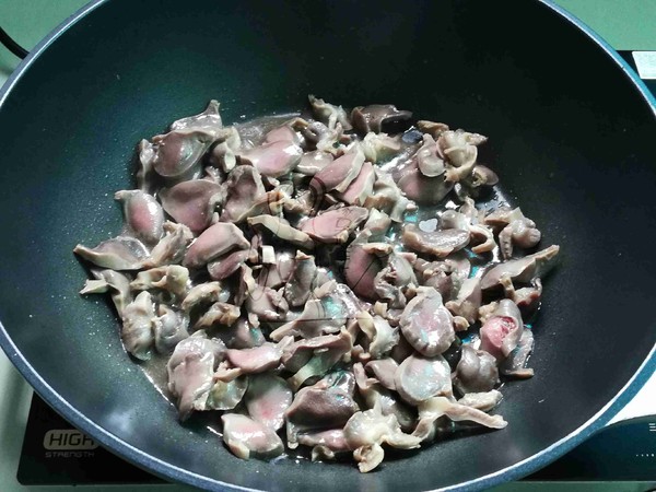 泡椒鴨胗的做法-家常味炒菜譜